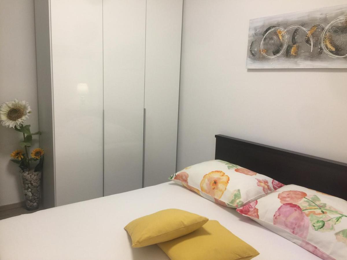 Apartman U Srcu Grada - Ilicev Prolaz Split Buitenkant foto
