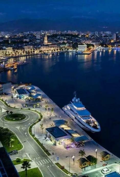 Apartman U Srcu Grada - Ilicev Prolaz Split Buitenkant foto